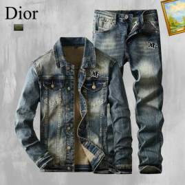 Picture of Dior Sweater Suits _SKUDiorM-3XL25tr25238472